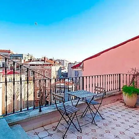 Homie | Cihangir | 110sqm 1br W Garden #tu1 Hotel Istanbulská provincie