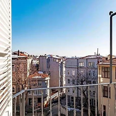 Homie | Cihangir | 110sqm 1br W Garden #tu1 Istanbulská provincie